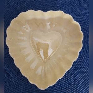Belleek Of Ireland Heart-Shaped Cream Porcelain Dish